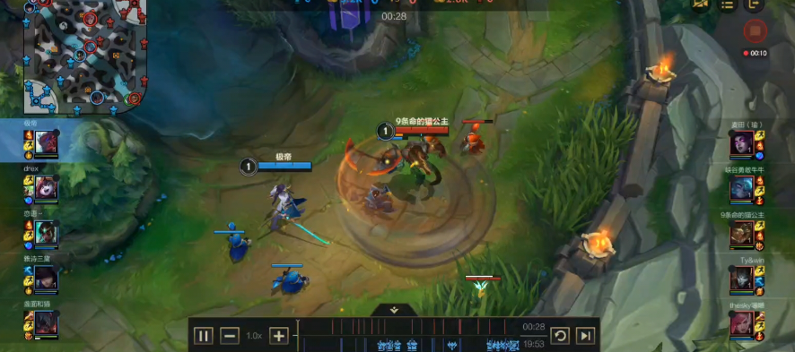 英雄联盟手游锐雯和鳄鱼哪个更强